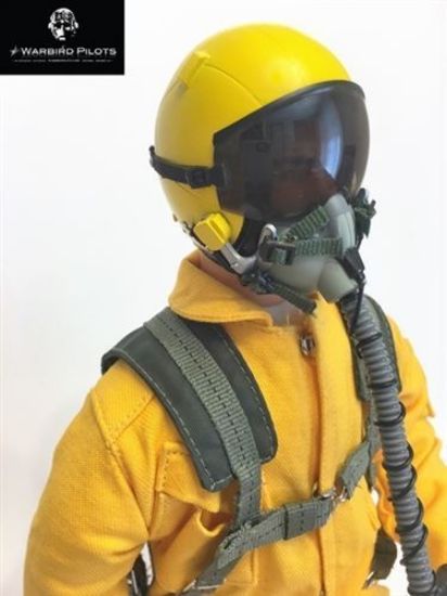 Picture of 1/4.5 ~ 1/4 Modern Jet RC Pilot Figure (Yellow)